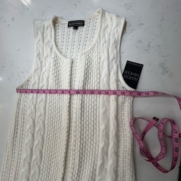 Almost Famous White Faux Floral Accent - Picture 10 of 11